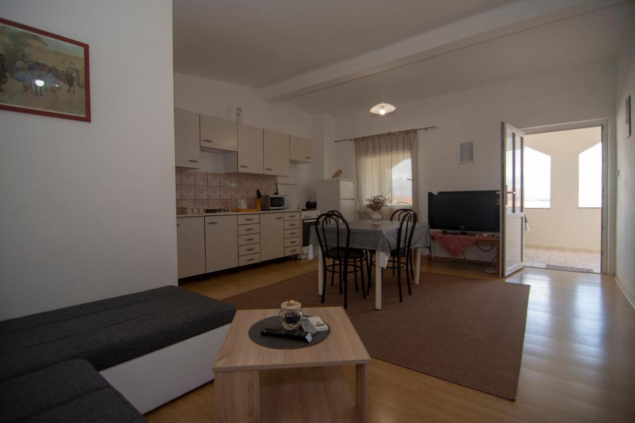 ויר Apartmani Caganic Villa Bledi מראה חיצוני תמונה